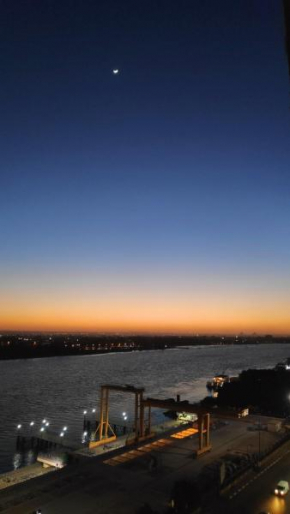 Nile Pyramidal View Apartment, Cairo